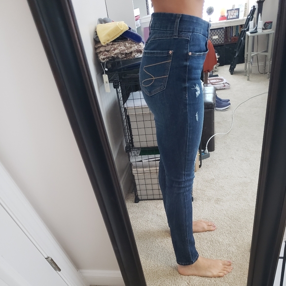 High Rise Skinny Jeans - Picture 3 of 6